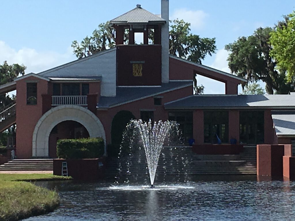 Commercial fountain installation